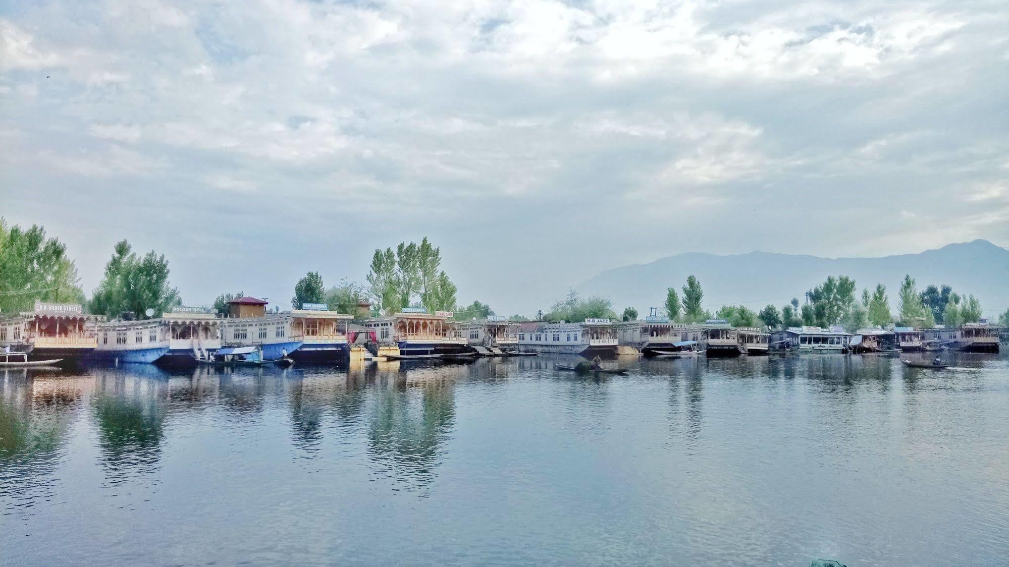 New Bul Bul Group Of Houseboats Srinagar Hotel Durgjan Luaran gambar